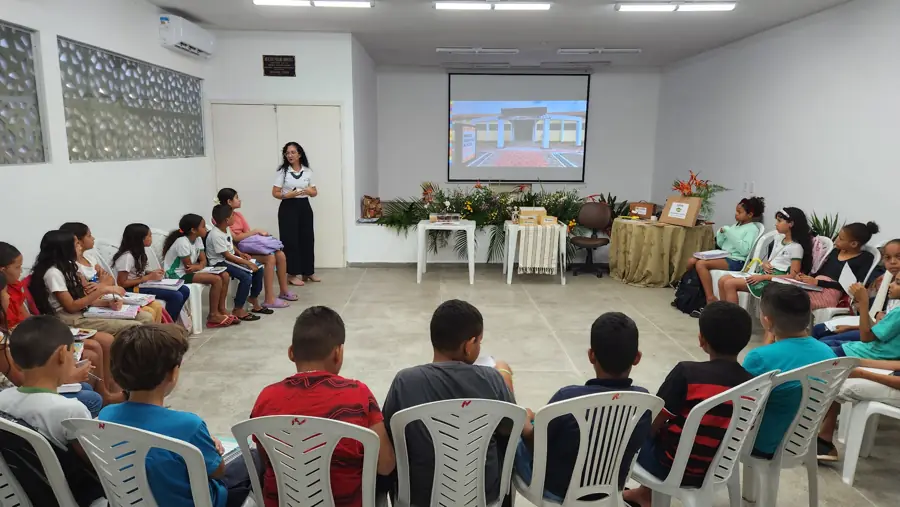 Registro em vídeo de uma entrevista para ação de educação patrimonial
